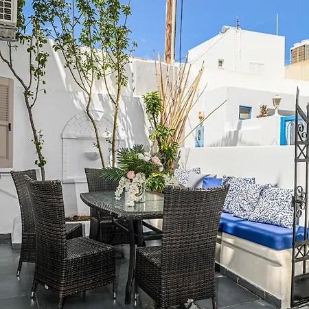 Georgia Pelekanou Apartment