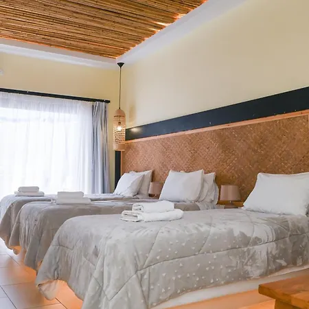 Georgia Pelekanou アパート サントリーニ