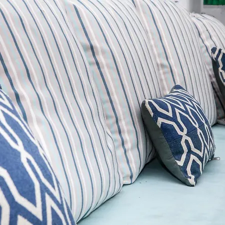 Georgia Pelekanou * サントリーニ