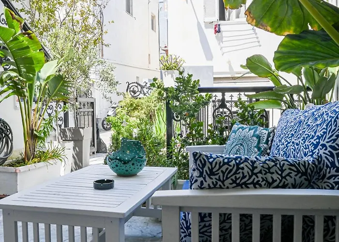 Georgia Pelekanou * Firá