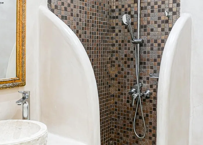 Georgia Pelekanou * Firá