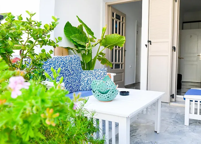 Georgia Pelekanou * Firá