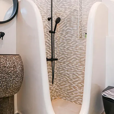 Georgia Pelekanou * Firá